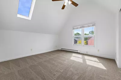 1742 N Pulaski St #1744, Milwaukee, WI 53202 - Photo 25