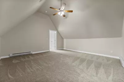 1742 N Pulaski St #1744, Milwaukee, WI 53202 - Photo 23