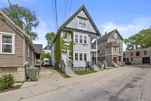 1742 N Pulaski St, Milwaukee, WI 53202 - Photo 3