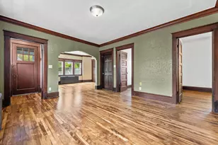 1742 N Pulaski St, Milwaukee, WI 53202 - Photo 5