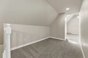 1742 N Pulaski St, Milwaukee, WI 53202 - Photo 19