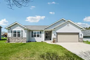 1120 Black Walnut Pass, Johnson Creek, WI 53038 - Photo 3