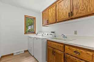 2931 W Franklin Terrace, Franklin, WI 53132 - Photo 21