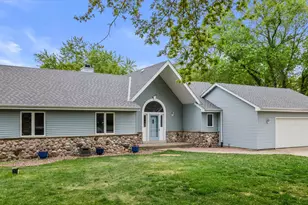 2931 W Franklin Terrace, Franklin, WI 53132 - Photo 57