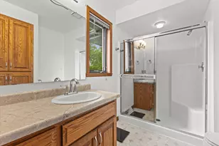 2931 W Franklin Terrace, Franklin, WI 53132 - Photo 31