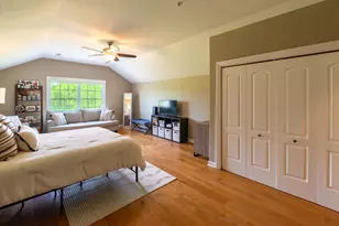 19533 Jamestown Pl, Bristol, WI 53104 - Photo 5