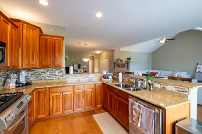 19533  Jamestown Pl #201, Bristol, WI 53104 - Photo 11