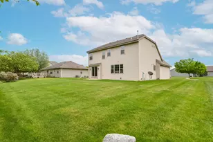 606 E Emily Ave, Elkhorn, WI 53121 - Photo 35