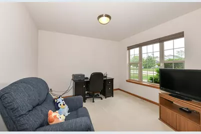 606 E Emily Ave, Elkhorn, WI 53121 - Photo 7