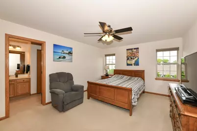 606 E Emily Ave, Elkhorn, WI 53121 - Photo 17