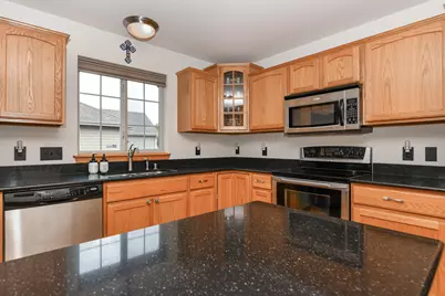606 E Emily Ave, Elkhorn, WI 53121 - Photo 11