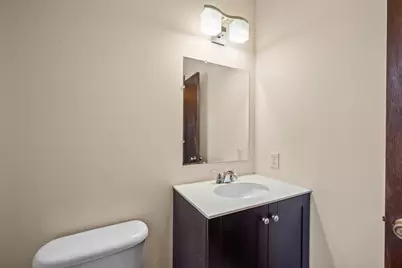 2020 W Good Hope Rd, Glendale, WI 53209 - Photo 9