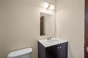 2020 W Good Hope Rd, Glendale, WI 53209 - Photo 9