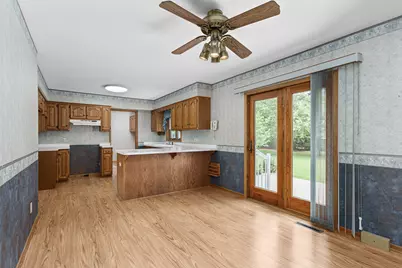 611  Maple Crest Ln, Watertown, WI 53094 - Photo 11