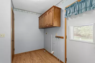 611  Maple Crest Ln, Watertown, WI 53094 - Photo 15