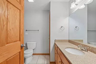 2423  Judith Ln, Waukesha, WI 53188 - Photo 33