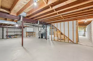 2423 Judith Ln, Waukesha, WI 53188 - Photo 41