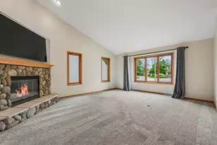 2423 Judith Ln, Waukesha, WI 53188 - Photo 5