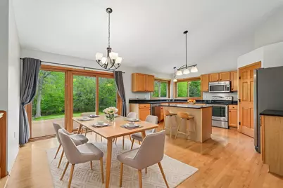 2423  Judith Ln, Waukesha, WI 53188 - Photo 9