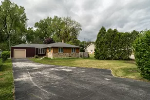 1711 W Mill Rd, Glendale, WI 53209 - Photo 3
