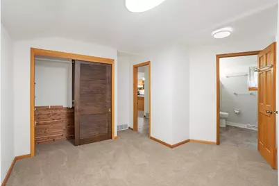 1711 W Mill Rd, Glendale, WI 53209 - Photo 19