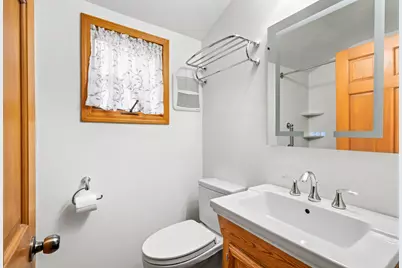 1711 W Mill Rd, Glendale, WI 53209 - Photo 25