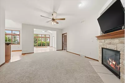 2412  Stoney Ln #2, Grafton, WI 53024 - Photo 5