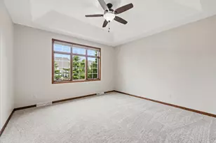 2412 Stoney Ln, Grafton, WI 53024 - Photo 15