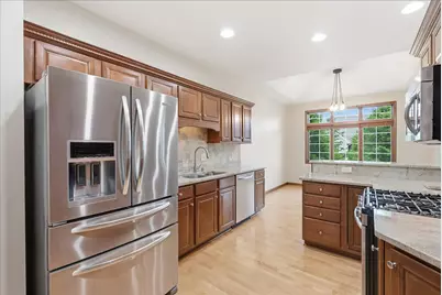 2412  Stoney Ln #2, Grafton, WI 53024 - Photo 9