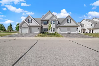 1881  Woodland Way #420-1, Slinger, WI 53086 - Photo 1