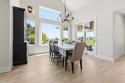 10009 W Farmdale Estates Ct, Mequon, WI 53097 - Photo 21