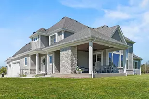 10009 W Farmdale Estates Ct, Mequon, WI 53097 - Photo 65