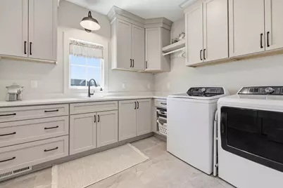10009 W Farmdale Estates Ct, Mequon, WI 53097 - Photo 25