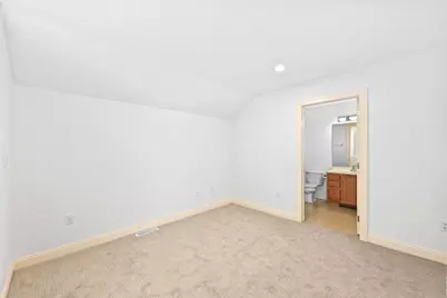 1422  Niagara St #204, Waukesha, WI 53186 - Photo 17