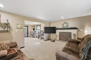 W1479 Meadow View Ct, Sheboygan, WI 53070 - Photo 3