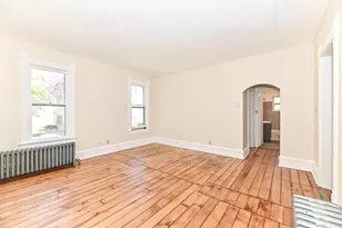 3270 S 92nd St, Milwaukee, WI 53227 - Photo 9