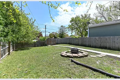 3270 S 92nd St, Milwaukee, WI 53227 - Photo 27
