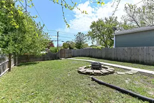 3270 S 92nd St, Milwaukee, WI 53227 - Photo 27