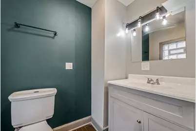 229 W Orchard St, Milwaukee, WI 53204 - Photo 11