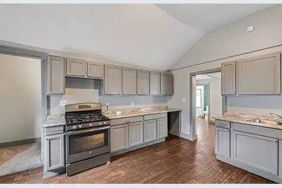 229 W Orchard St, Milwaukee, WI 53204 - Photo 7
