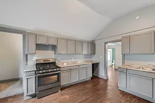 229 W Orchard St, Milwaukee, WI 53204 - Photo 7