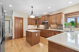 W179S6769 Muskego Dr, Muskego, WI 53150 - Photo 15