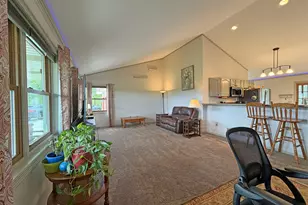4870 Jamestown Pl, Barton, WI 53090 - Photo 5