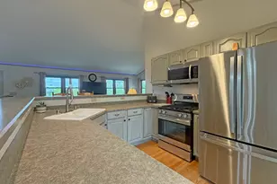 4870 Jamestown Pl, Barton, WI 53090 - Photo 7