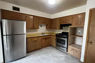 8708 W Villard Ave, Milwaukee, WI 53225 - Photo 5