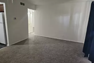 8708 W Villard Ave, Milwaukee, WI 53225 - Photo 19