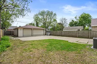 4944 N 91st St, Milwaukee, WI 53225 - Photo 29