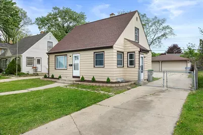 4944 N 91st St, Milwaukee, WI 53225 - Photo 3