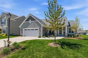 251 Indigo Dr, Port Washington, WI 53074 - Photo 43