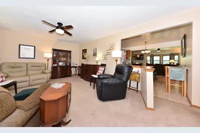 204  Judge Dr, Saukville, WI 53080 - Photo 7
